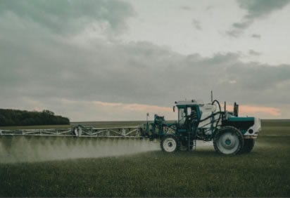 horticultural sprayer servicing