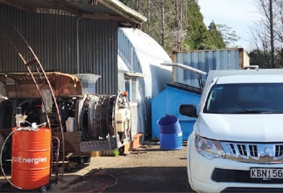 mobile service utility